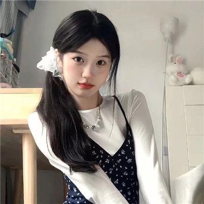 珍妮吻我