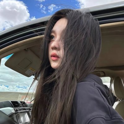 女服务员